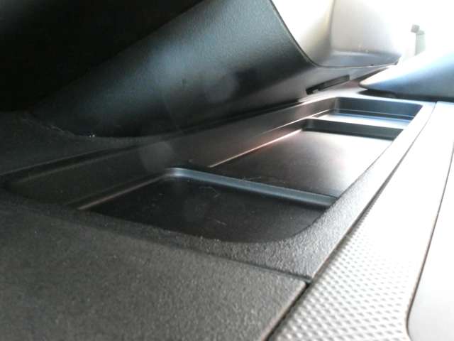 ホンダ フリード　ハイブリッド １．５ ジャストセレクション H24年 (関東) 99