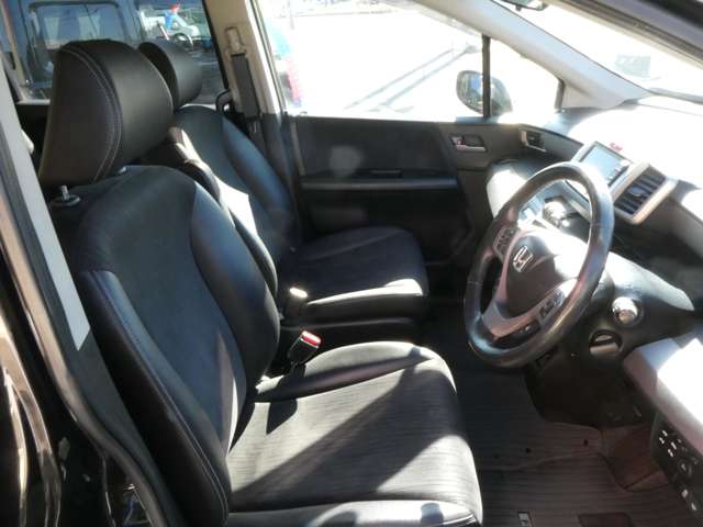 ホンダ フリード　ハイブリッド １．５ ジャストセレクション H24年 (関東) 99