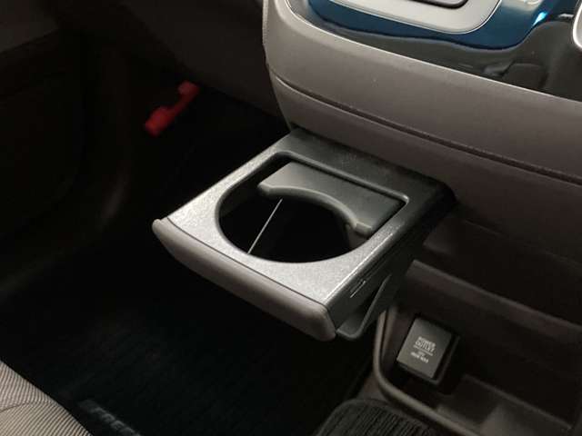 ホンダ フリード　ハイブリッド １．５ ハイブリッド Ｇ ホンダセンシング ４ＷＤ R1年 (北海道) 99