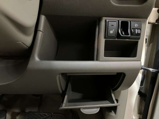 日産 モコ ６６０ Ｅ ＦＯＵＲ ４ＷＤ H18年 (北海道) 99