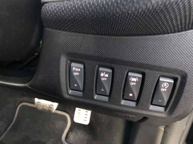 スマート フォーツークーペ ブラックシルバーＥＤ R1年 (東北) 99