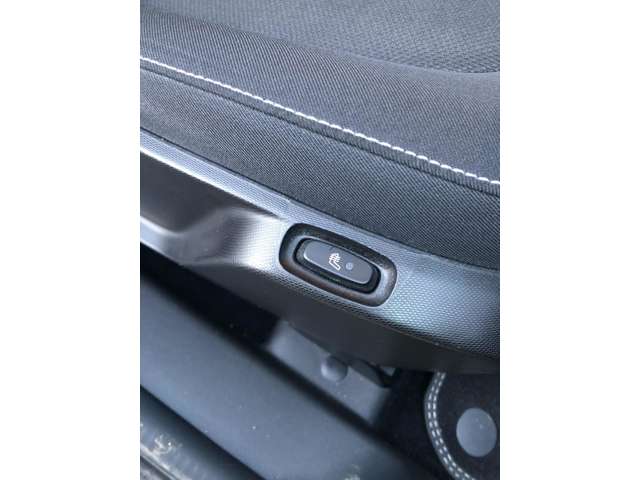 スマート フォーツークーペ ブラックシルバーＥＤ R1年 (東北) 99