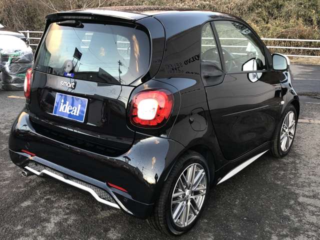 スマート フォーツークーペ ブラックシルバーＥＤ R1年 (東北) 99