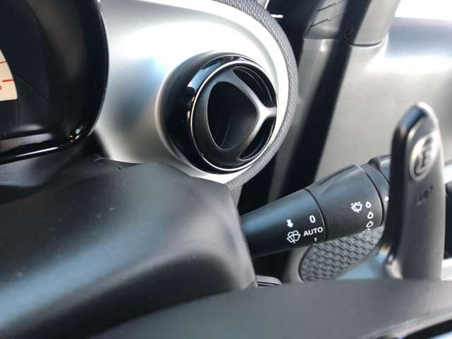 スマート フォーツークーペ ブラックシルバーＥＤ R1年 (東北) 99