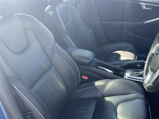 ボルボ Ｖ４０ Ｄ４ Ｒデザイン ディーゼルターボ H28年 (東北) 99