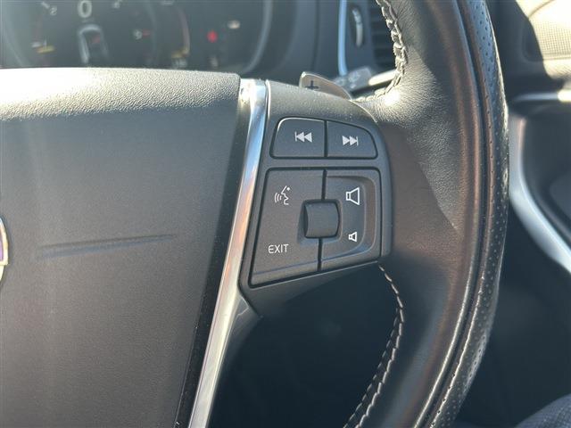 ボルボ Ｖ４０ Ｄ４ Ｒデザイン ディーゼルターボ H28年 (東北) 99