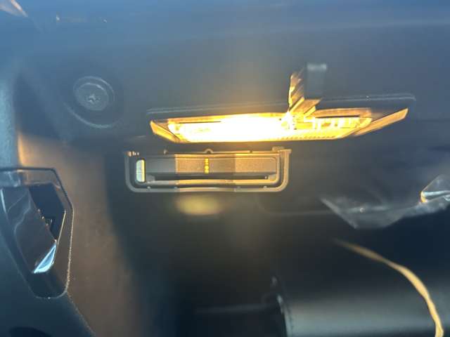 ボルボ Ｖ４０ Ｄ４ Ｒデザイン ディーゼルターボ H28年 (東北) 99