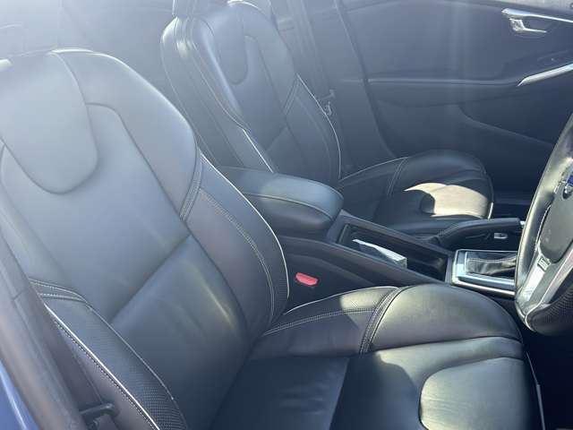 ボルボ Ｖ４０ Ｄ４ Ｒデザイン ディーゼルターボ H28年 (東北) 99