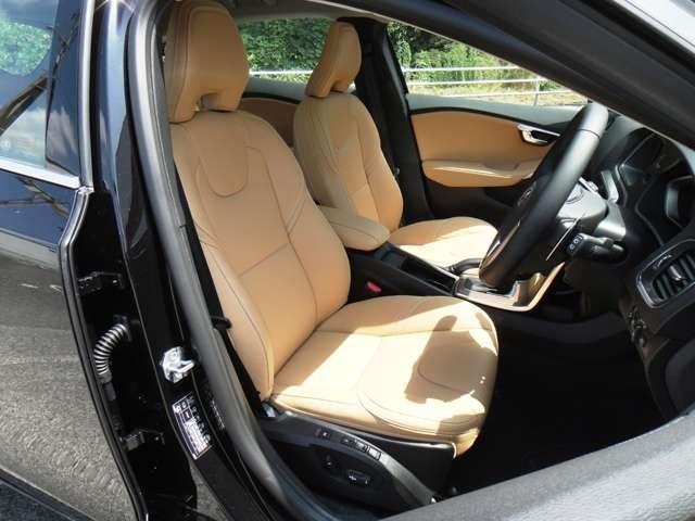 ボルボ Ｖ４０ Ｔ３　クラシックエディション R1年 (東北) 99