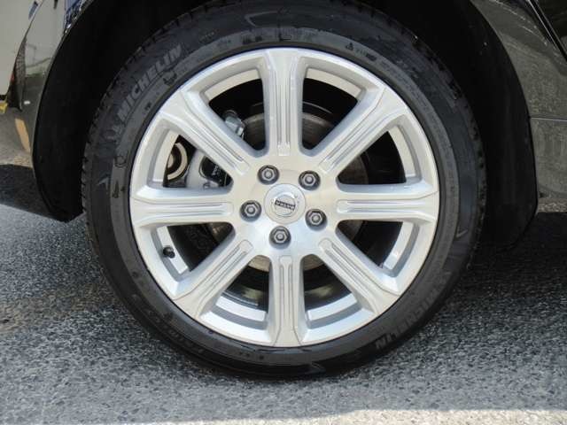 ボルボ Ｖ４０ Ｔ３　クラシックエディション R1年 (東北) 99