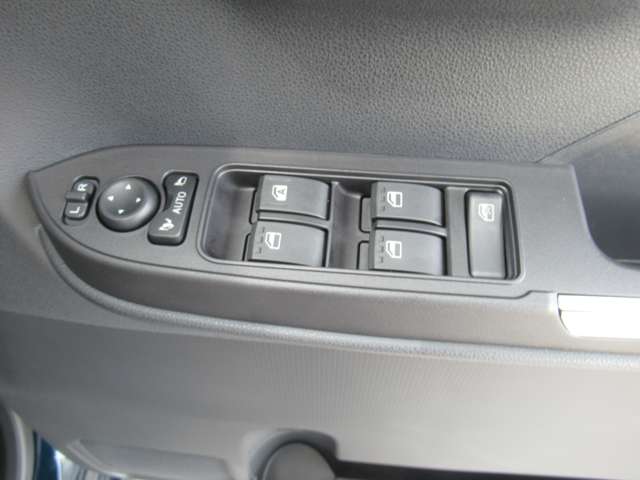 ダイハツ タント ６６０ カスタム Ｘ R5年 (東北) 99