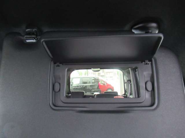 ホンダ Ｎ　ＢＯＸ カスタム ６６０ Ｌ R5年 (東北) 99