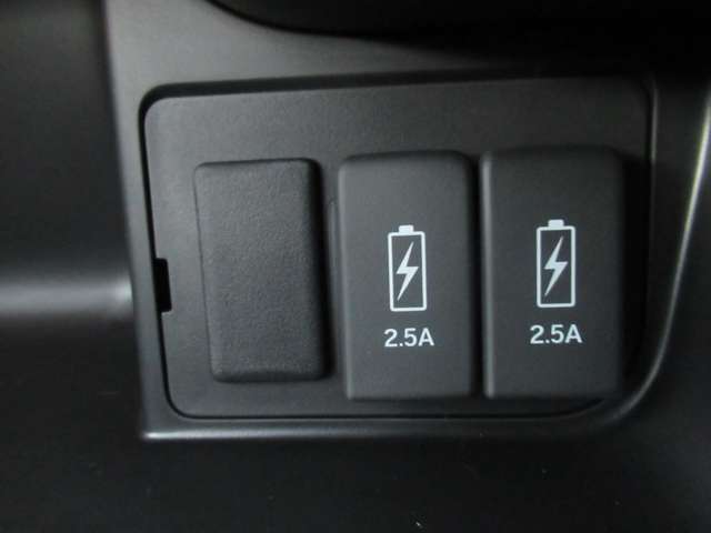 ホンダ Ｎ　ＢＯＸ カスタム ６６０ Ｌ R5年 (東北) 99