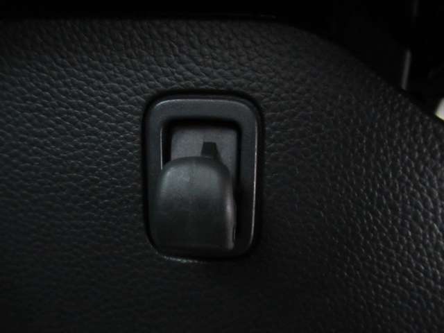 ホンダ Ｎ　ＢＯＸ カスタム ６６０ Ｌ R5年 (東北) 99