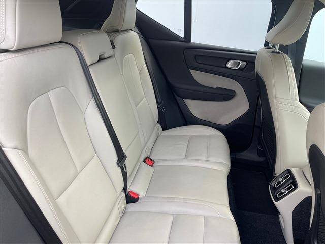 ボルボ ＸＣ４０ Ｔ４ ＡＷＤ インスクリプション ４ＷＤ H30年 (東北) 99