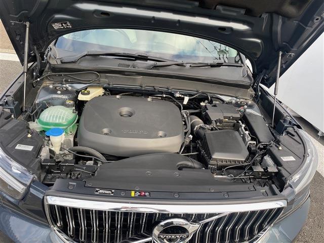 ボルボ ＸＣ４０ Ｔ４ ＡＷＤ インスクリプション ４ＷＤ H30年 (東北) 99