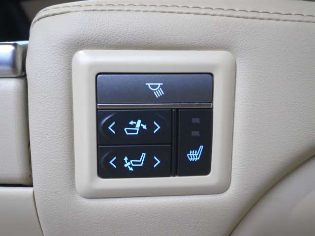 トヨタ ヴェルファイア ３．５ ＶＬ ４ＷＤ H30年 (関東) 99