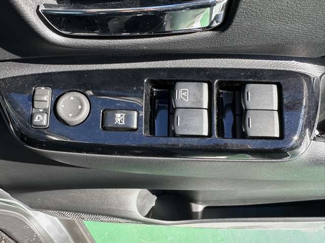 三菱 ｅＫクロス　スペース ６６０ Ｇ プラス エディション R4年 (東海) 99