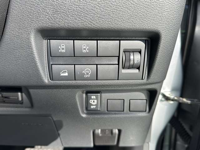 三菱 ｅＫクロス　スペース ６６０ Ｇ プラス エディション R4年 (東海) 99