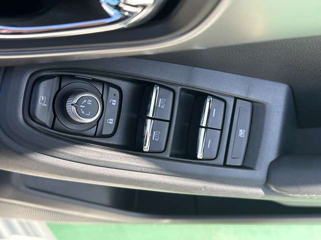 スバル インプレッサ　ハイブリッド ２．０ ＳＴ－Ｇ R5年 (東海) 99