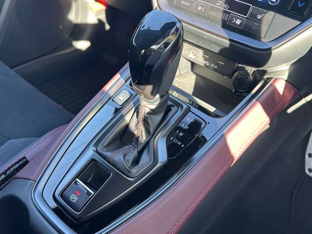 スバル ＷＲＸ　Ｓ４ ２．４ ＳＴＩ スポーツＲ ＥＸ ４ＷＤ R5年 (東海) 99