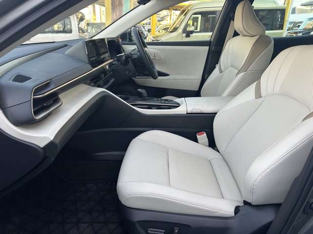 トヨタ クラウン　クロスオーバー　ハイブリッド ２．５ Ｇ アドバンスト レザー パッケージ Ｅ－ＦＯＵＲ ４ＷＤ R5年 (東海) 99