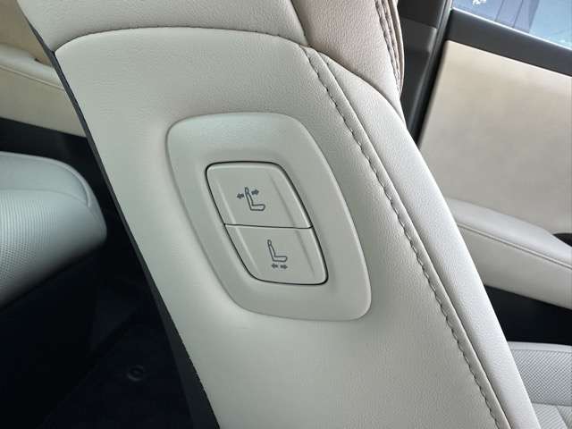 トヨタ クラウン　クロスオーバー　ハイブリッド ２．５ Ｇ アドバンスト レザー パッケージ Ｅ－ＦＯＵＲ ４ＷＤ R5年 (東海) 99