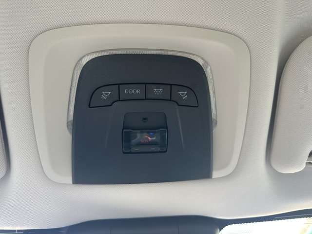 トヨタ クラウン　クロスオーバー　ハイブリッド ２．５ Ｇ アドバンスト レザー パッケージ Ｅ－ＦＯＵＲ ４ＷＤ R5年 (東海) 99