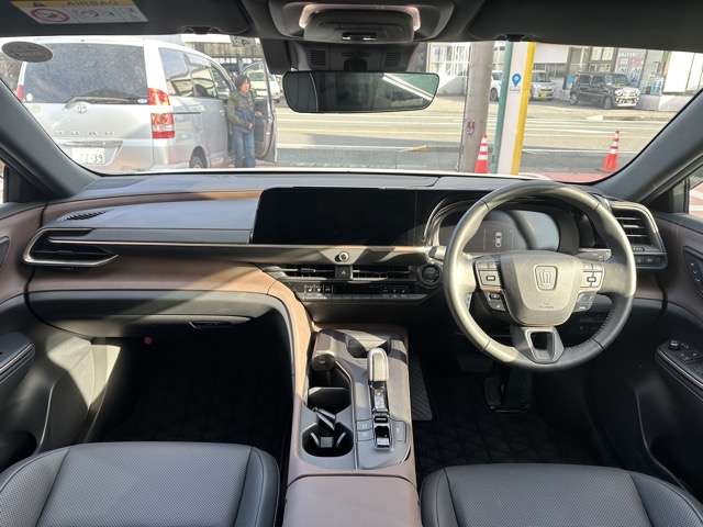 トヨタ クラウン　クロスオーバー　ハイブリッド ２．５ Ｇ レザー パッケージ Ｅ－ＦＯＵＲ ４ＷＤ R5年 (東海) 99