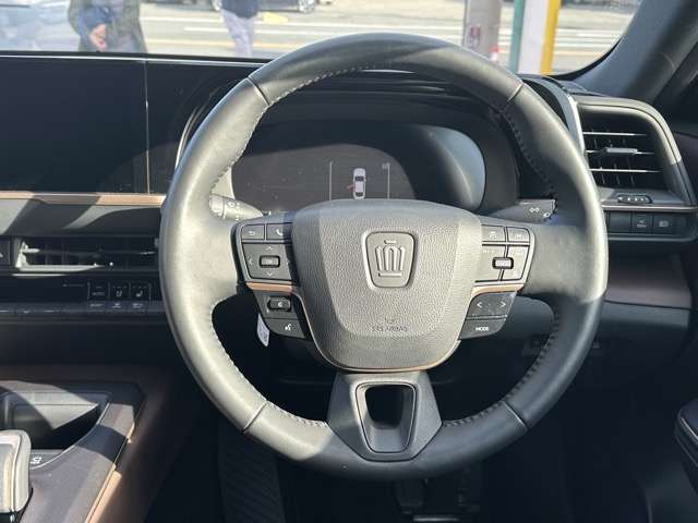 トヨタ クラウン　クロスオーバー　ハイブリッド ２．５ Ｇ レザー パッケージ Ｅ－ＦＯＵＲ ４ＷＤ R5年 (東海) 99