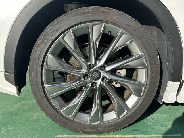 トヨタ クラウン　クロスオーバー　ハイブリッド ２．５ Ｇ レザー パッケージ Ｅ－ＦＯＵＲ ４ＷＤ R5年 (東海) 99