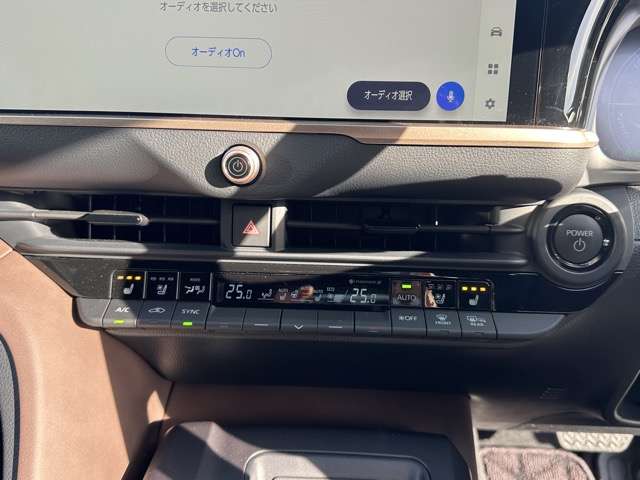 トヨタ クラウン　クロスオーバー　ハイブリッド ２．５ Ｇ レザー パッケージ Ｅ－ＦＯＵＲ ４ＷＤ R5年 (東海) 99