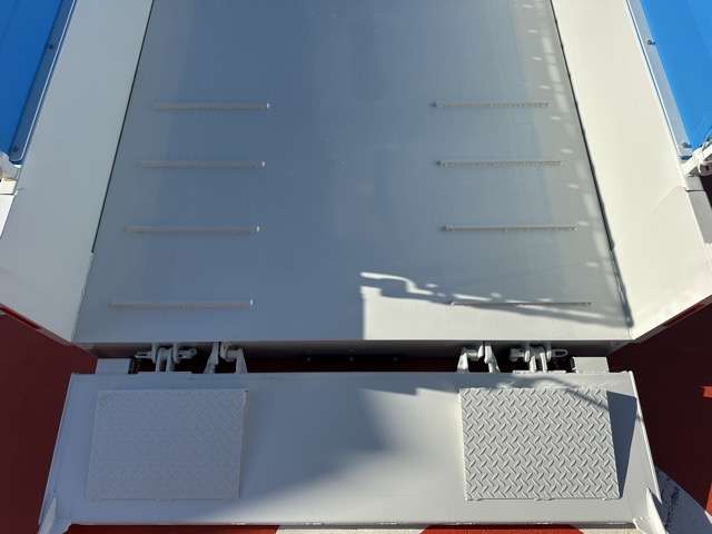 三菱フソウ キャンター ３Ｔ ローダースライドダンプ コボレーン付キ R6年 (東海) 99