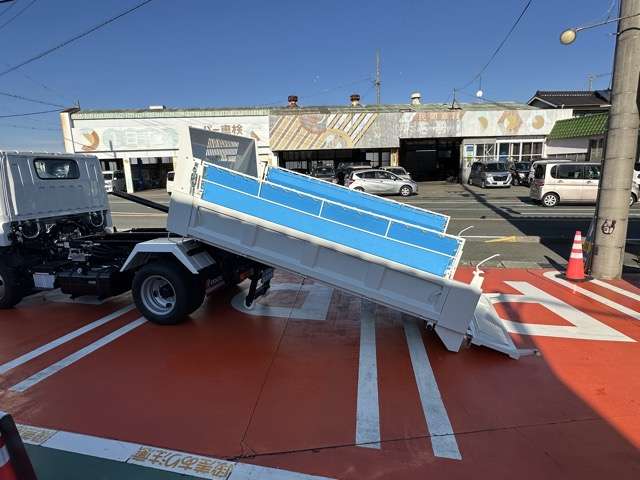 三菱フソウ キャンター ３Ｔ ローダースライドダンプ コボレーン付キ R6年 (東海) 99