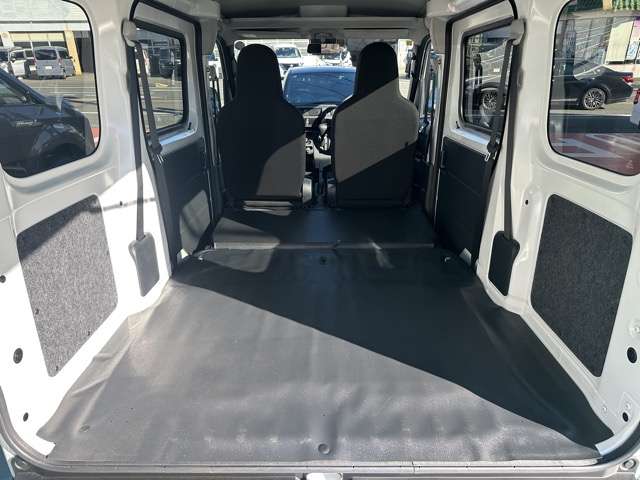 ダイハツ ハイゼットカーゴ ６６０ デラックス R5年 (東海) 99