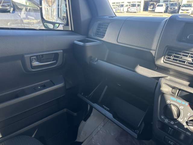 ダイハツ ハイゼットカーゴ ６６０ デラックス R5年 (東海) 99