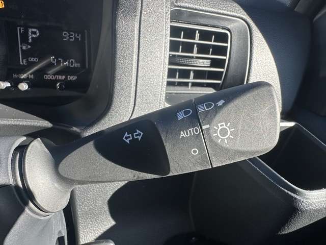 ダイハツ ハイゼットカーゴ ６６０ デラックス R5年 (東海) 99