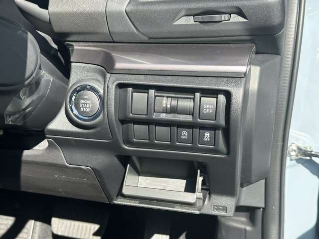 スバル ＸＶ １．６Ｉ－Ｌ アイサイト ４ＷＤ R4年 (東海) 99