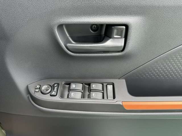 ダイハツ タント ６６０ ファンクロスターボ R6年 (東海) 99