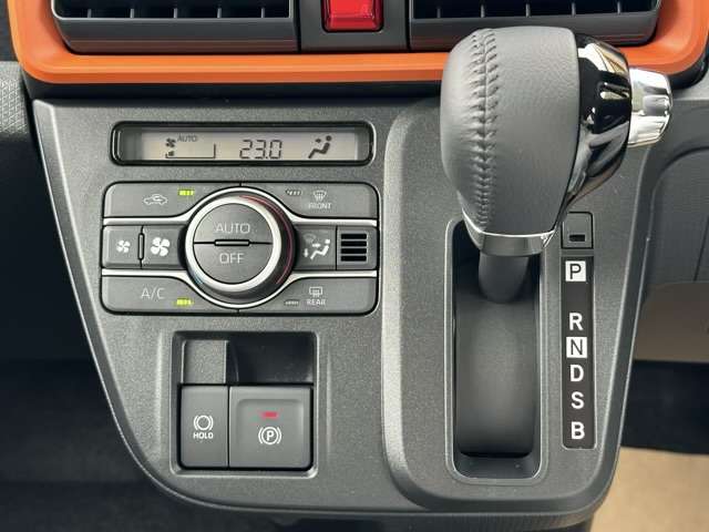 ダイハツ タント ６６０ ファンクロスターボ R6年 (東海) 99