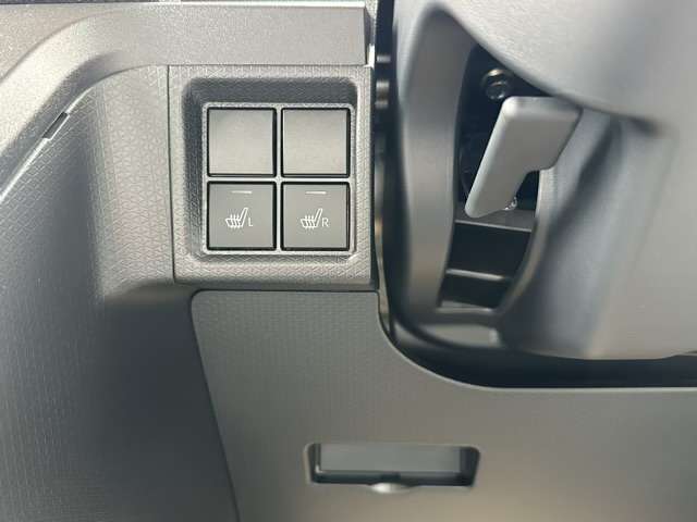 ダイハツ タント ６６０ ファンクロスターボ R6年 (東海) 99