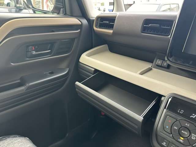 スズキ スペーシア ６６０ ハイブリッド Ｘ R6年 (東海) 99