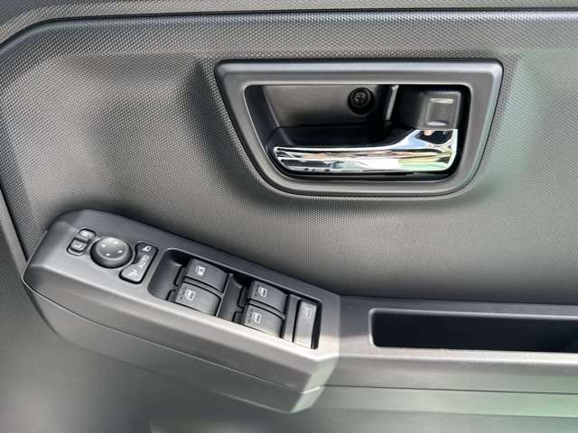 ダイハツ タフト ６６０ Ｇ ダーククロム ベンチャー R6年 (東海) 99