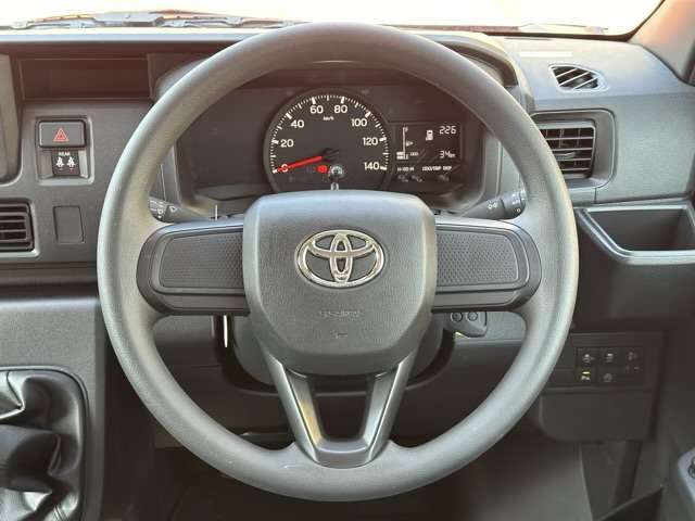 トヨタ ピクシスバン ６６０ クルーズ R5年 (東海) 99