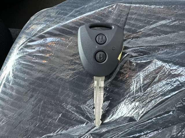 トヨタ ピクシスバン ６６０ クルーズ R5年 (東海) 99