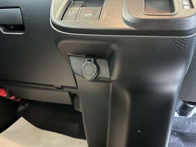 ダイハツ タント ６６０ ファンクロスターボ R6年 (東海) 99