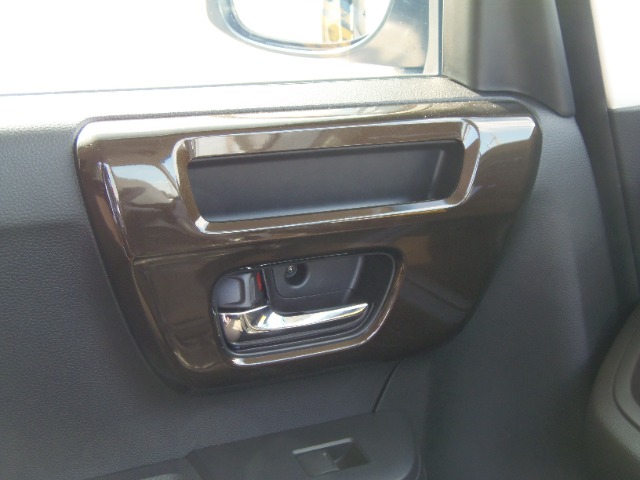 ホンダ Ｎ　ＢＯＸ ６６０ Ｌ ターボ R5年 (東海) 99