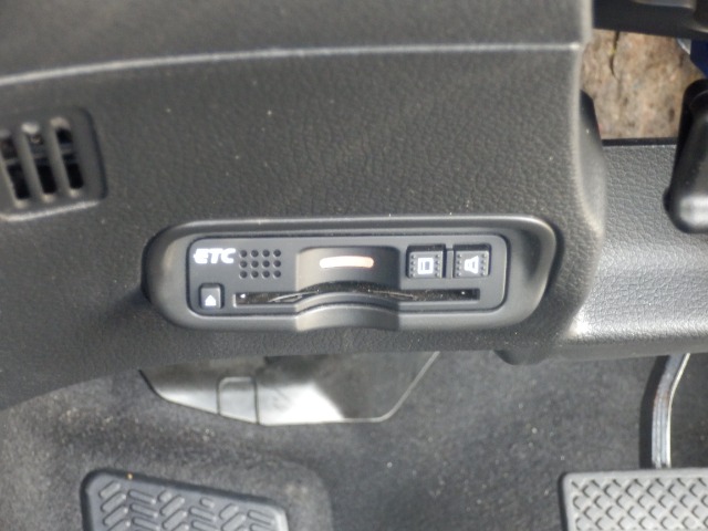 ホンダ ヴェゼル １．５ ハイブリッド Ｚ ホンダセンシング ４ＷＤ H29年 (東海) 99