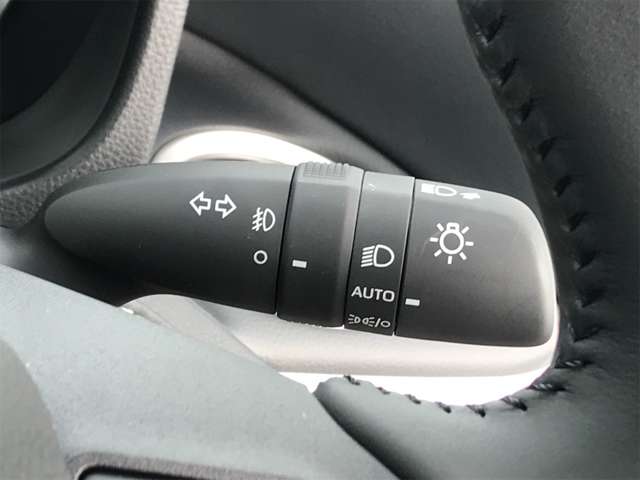 トヨタ ノア １．８ ハイブリッド Ｓ－Ｚ R6年 (東海) 99