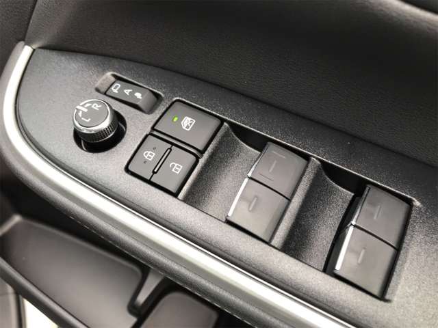 トヨタ ノア １．８ ハイブリッド Ｓ－Ｚ R6年 (東海) 99